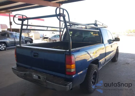 2001 Chevrolet Silverado 1500 Ls z USA, uszkodzony, nr VIN 1GCEC19T91Z270549